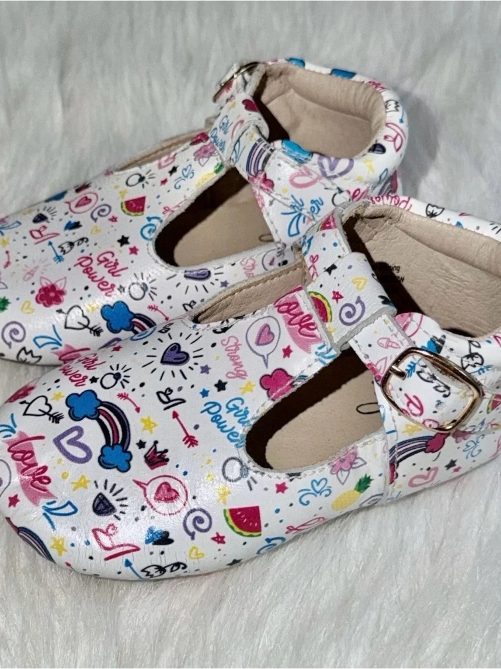 Monkey Feet Mary Jane Leather shoes in Girls’ size 6-7 Fun Colorful Print! NWOT